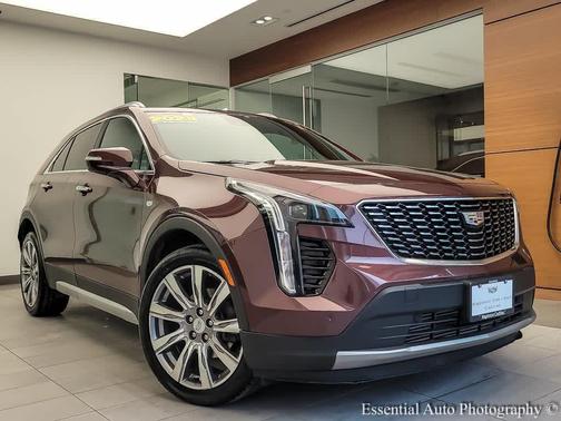 2023 Cadillac XT4 Premium Luxury