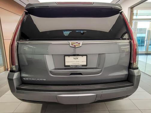 2020 Cadillac Escalade Platinum