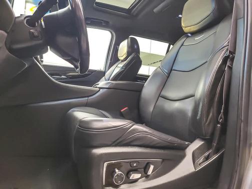 2020 Cadillac Escalade Platinum