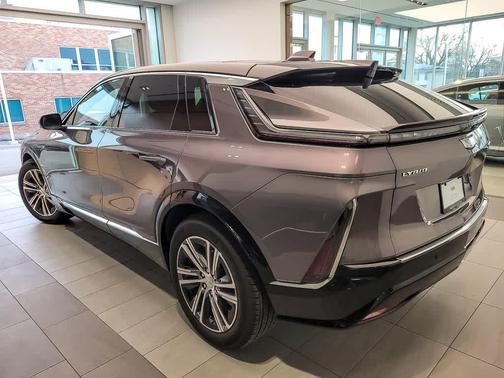 2025 Cadillac LYRIQ Luxury