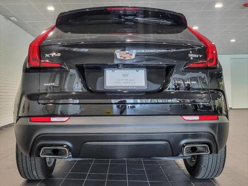 2022 Cadillac XT4 Luxury