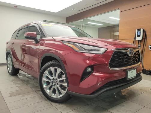 2021 Toyota Highlander Hybrid Limited