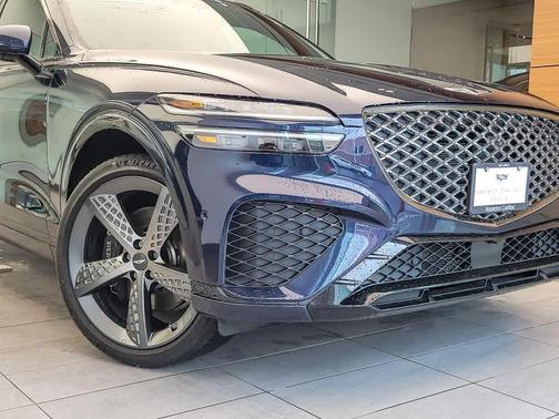 2023 Genesis GV70 2.5T AWD