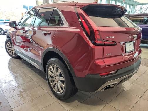Red Horizon Tintcoat 2020 Cadillac XT4 Premium Luxury