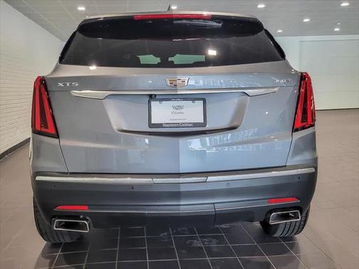 2021 Cadillac XT5 Luxury