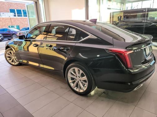 2023 Cadillac CT5 Luxury
