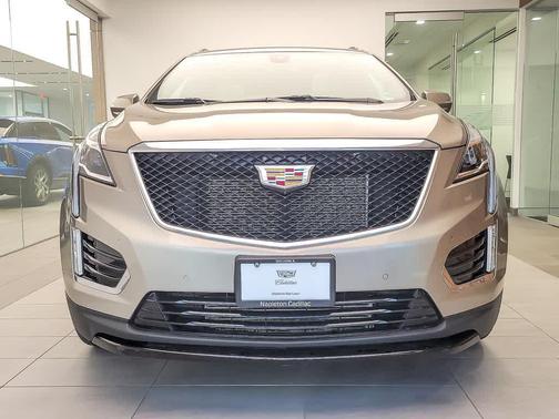 2022 Cadillac XT5 Sport