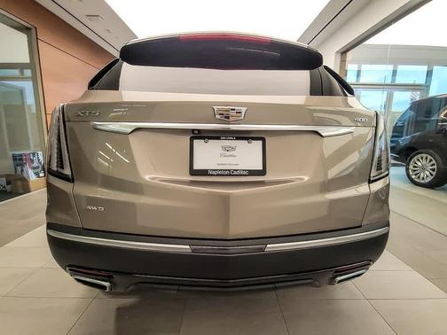 2022 Cadillac XT5 Sport