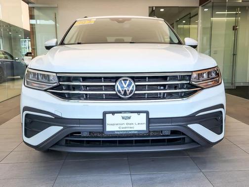 Platinum Gray Metallic 2024 Volkswagen Tiguan 2.0T S 4MOTION