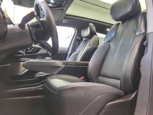 2025 Cadillac OPTIQ Sport 2 AWD