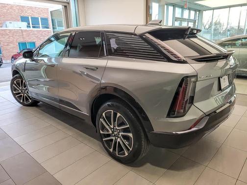 2025 Cadillac OPTIQ Sport 2 AWD