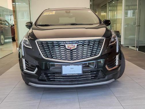 Stellar Black Metallic 2025 Cadillac XT5 Premium Luxury