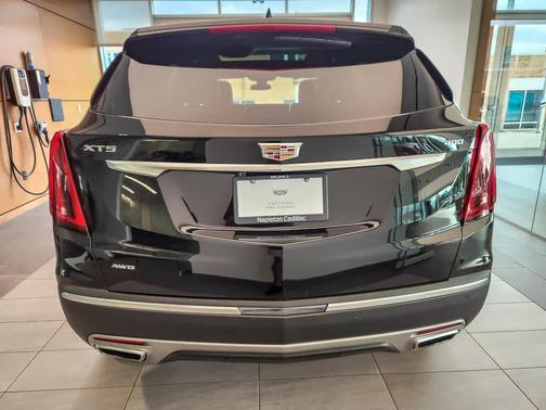 Stellar Black Metallic 2025 Cadillac XT5 Premium Luxury