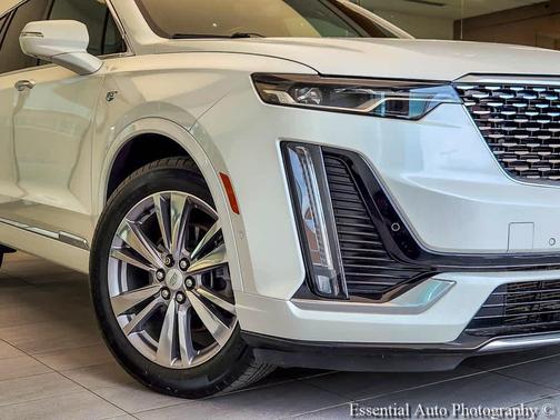 Crystal White Tricoat 2023 Cadillac XT6 Premium Luxury AWD