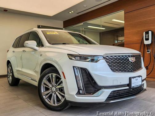 Crystal White Tricoat 2023 Cadillac XT6 Premium Luxury AWD