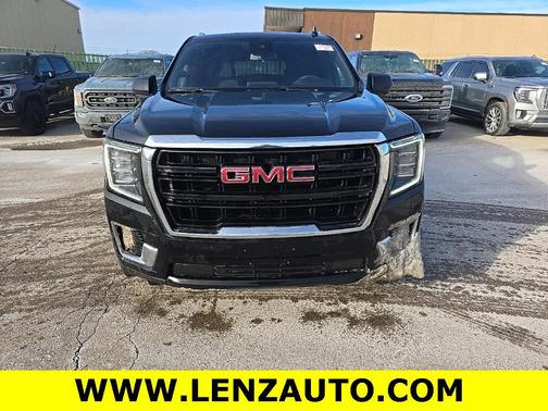 2023 GMC Yukon XL SLE