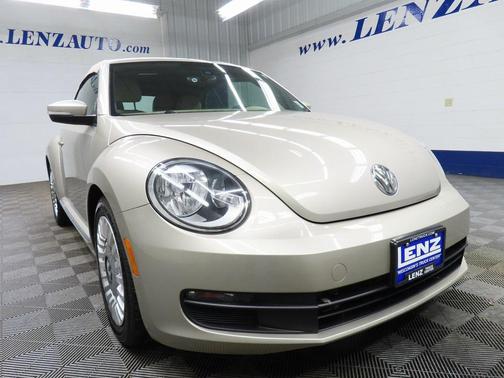 2016 Volkswagen Beetle 1.8T SE