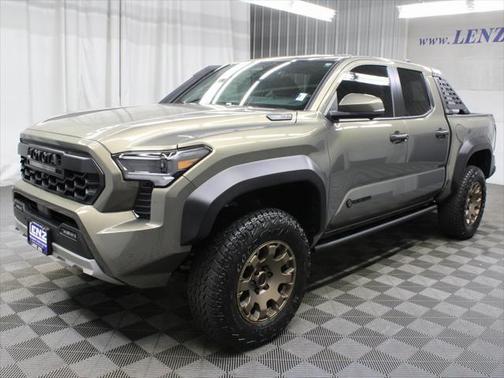 2025 Toyota Tacoma Hybrid Trailhunter