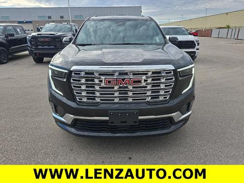 2024 GMC Acadia Denali