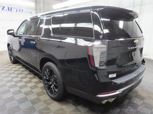 2025 Chevrolet Suburban High Country