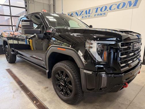 2024 GMC Sierra 2500 AT4