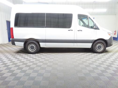 Arctic White 2024 Mercedes-Benz Sprinter 2500 Standard Roof
