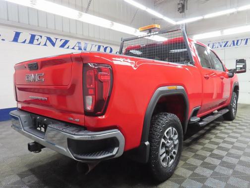 2024 GMC Sierra 2500 SLE