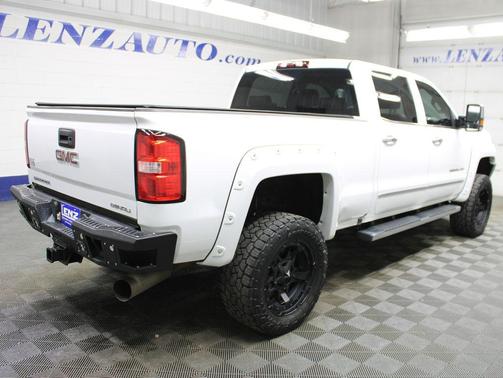 Summit White 2017 GMC Sierra 2500 Denali