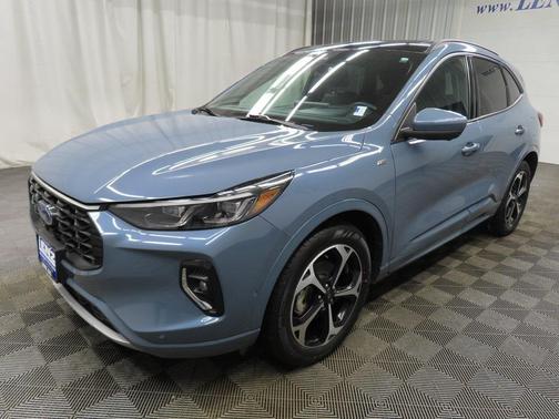 2023 Ford Escape ST-Line Elite