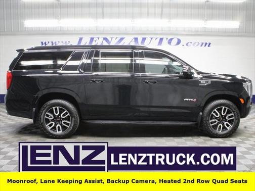 2023 GMC Yukon XL 4WD AT4