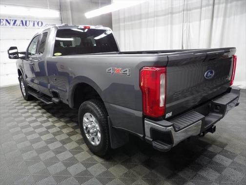2023 Ford F-350 XLT