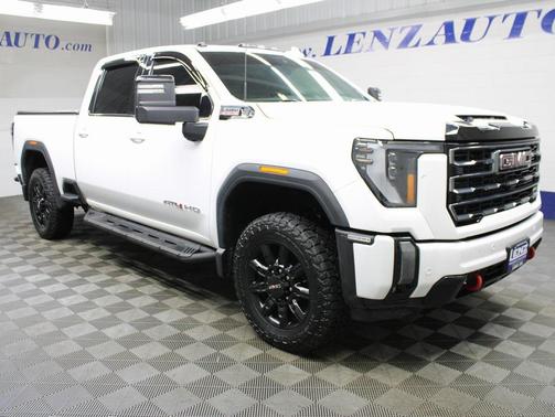 2024 GMC Sierra 2500 AT4