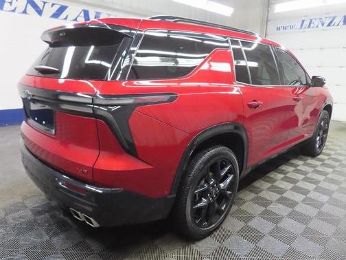 2025 Chevrolet Traverse RS