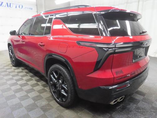 2025 Chevrolet Traverse RS