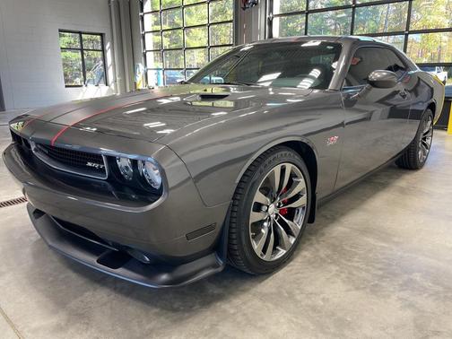 2013 Dodge Challenger SRT8