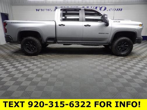 2025 Chevrolet Silverado 2500 4WD Crew Cab Standard Bed ZR2