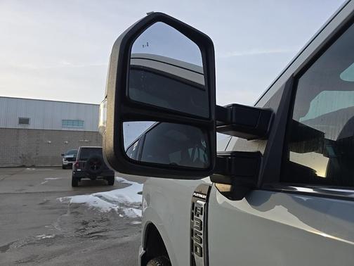 2024 Ford F-350 Platinum