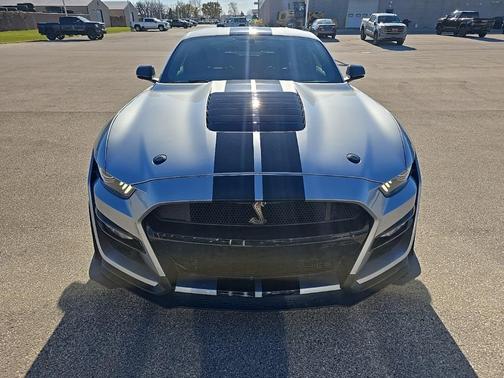 2020 Ford Shelby GT500 Base