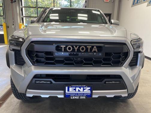 2025 Toyota Tacoma Hybrid Trailhunter