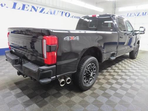 2025 Ford F-250 Platinum