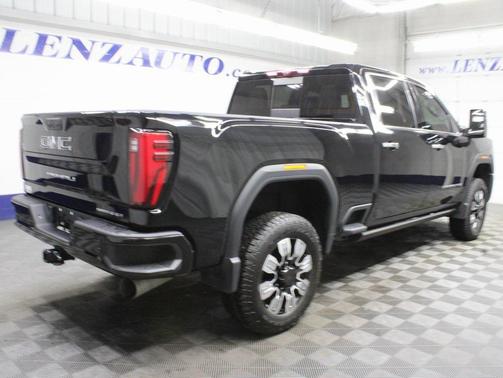 2024 GMC Sierra 2500 Denali
