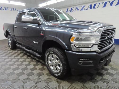 2022 RAM 2500 Laramie Crew Cab 4x4 6'4' Box