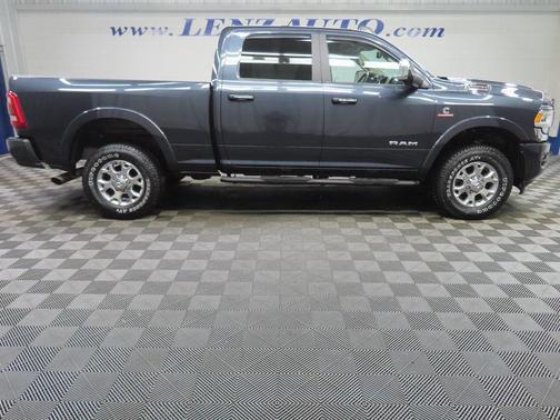 2022 RAM 2500 Laramie Crew Cab 4x4 6'4' Box