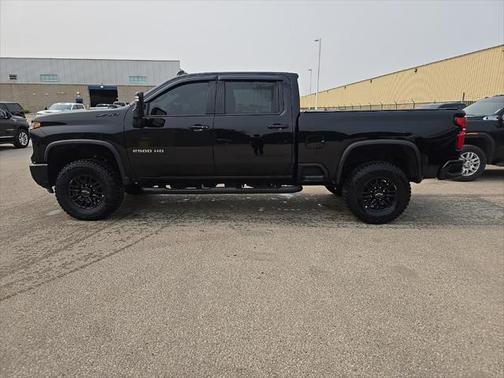 2025 Chevrolet Silverado 2500 4WD Crew Cab Standard Bed ZR2