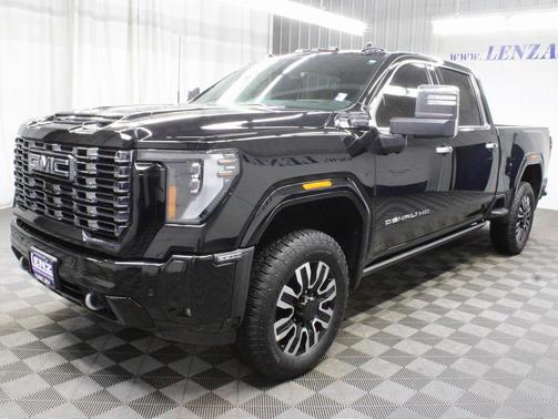 2025 GMC Sierra 3500 Denali