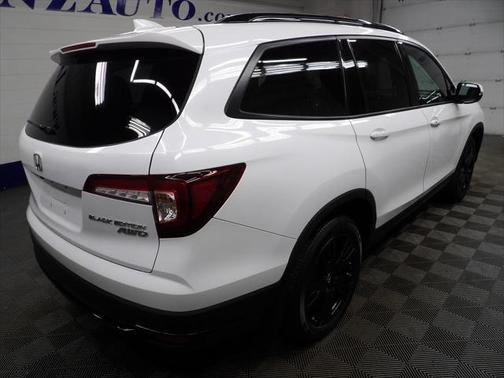 2022 Honda Pilot AWD Elite
