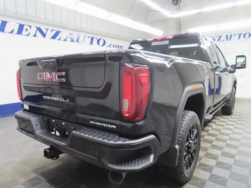 2023 GMC Sierra 2500 Denali