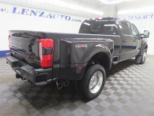 2025 Ford F-450 Platinum