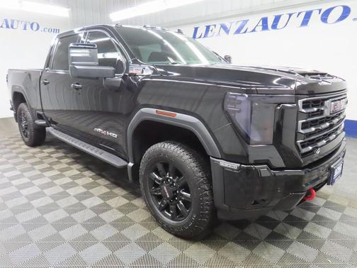 2025 GMC Sierra 2500 AT4
