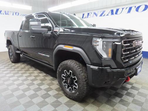 2025 GMC Sierra 2500 AT4X
